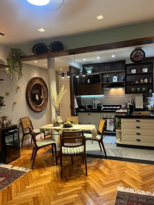 Apartamento Charmoso E Aconchegante! *